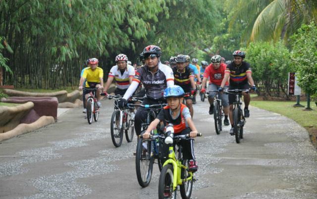 Cycling Family Putrajaya as the featured image for post name ecotric powerful fat tire e-bike.