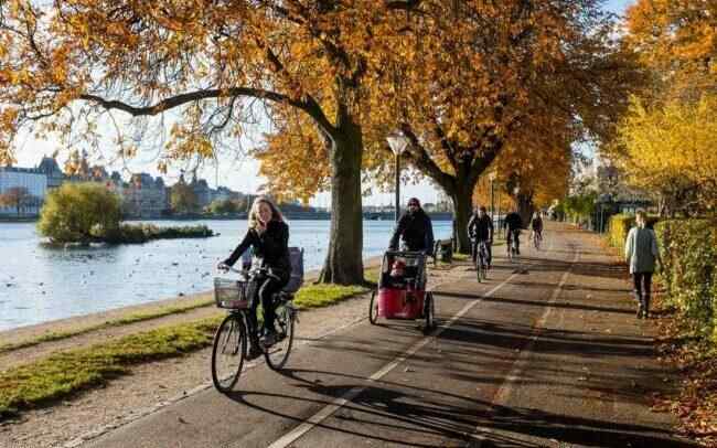 Copenhagen is a bike city give the best healthy lifestyle.