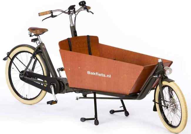 Bakfiets Cargo T7 Front Loading cargo e-bikes - It features a large cargo box that can accommodate up to 2 children or 400 pounds of cargo.