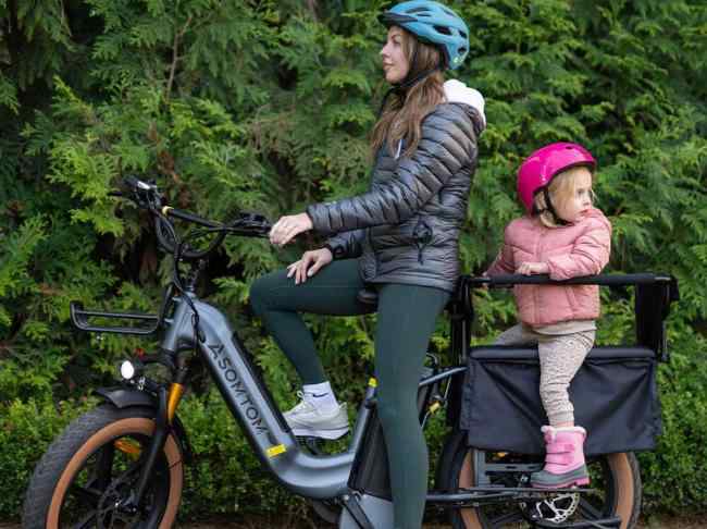 ASOMTOM MAMMOTH cargo e-bike has dual battery to support a 100-mile range so you have extra juice to explore the 5-14.8 mile scenic view of Del Valle Lake.